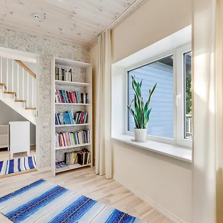 3 Bedroom Family With Huge Garden & Free Parking Σπίτι διακοπών