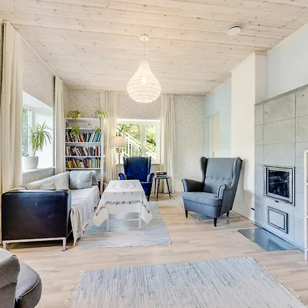 3 Bedroom Family With Huge Garden & Free Parking Σπίτι διακοπών