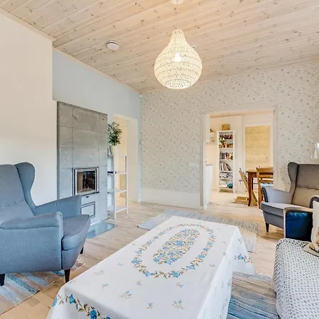 Σπίτι διακοπών 3 Bedroom Family With Huge Garden & Free Parking *