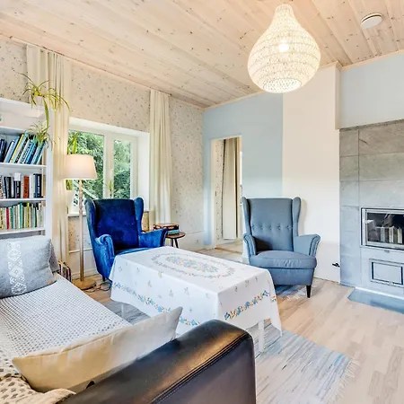 Σπίτι διακοπών 3 Bedroom Family With Huge Garden & Free Parking *