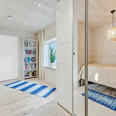 3 Bedroom Family With Huge Garden & Free Parking Σπίτι διακοπών
