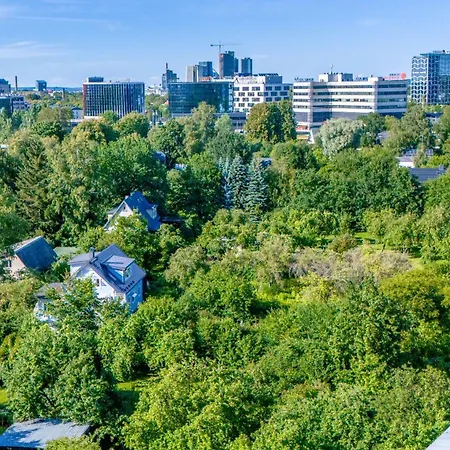 3 Bedroom Family With Huge Garden & Free Parking * Tallinn
